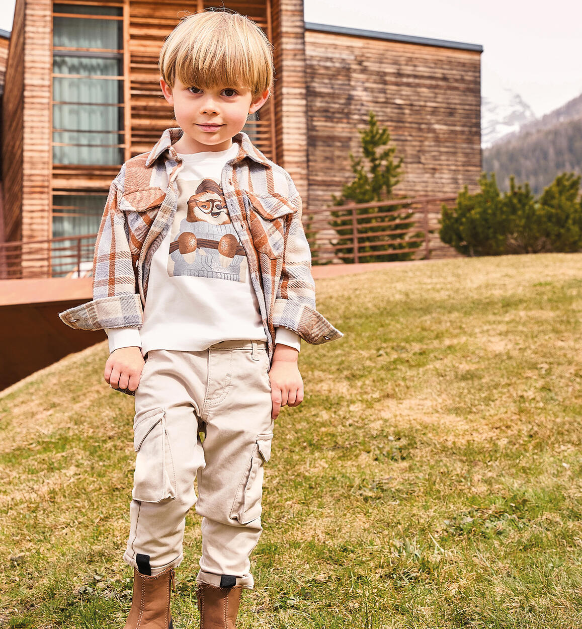 Pantaloni bambino con tasche BEIGE Sarabanda