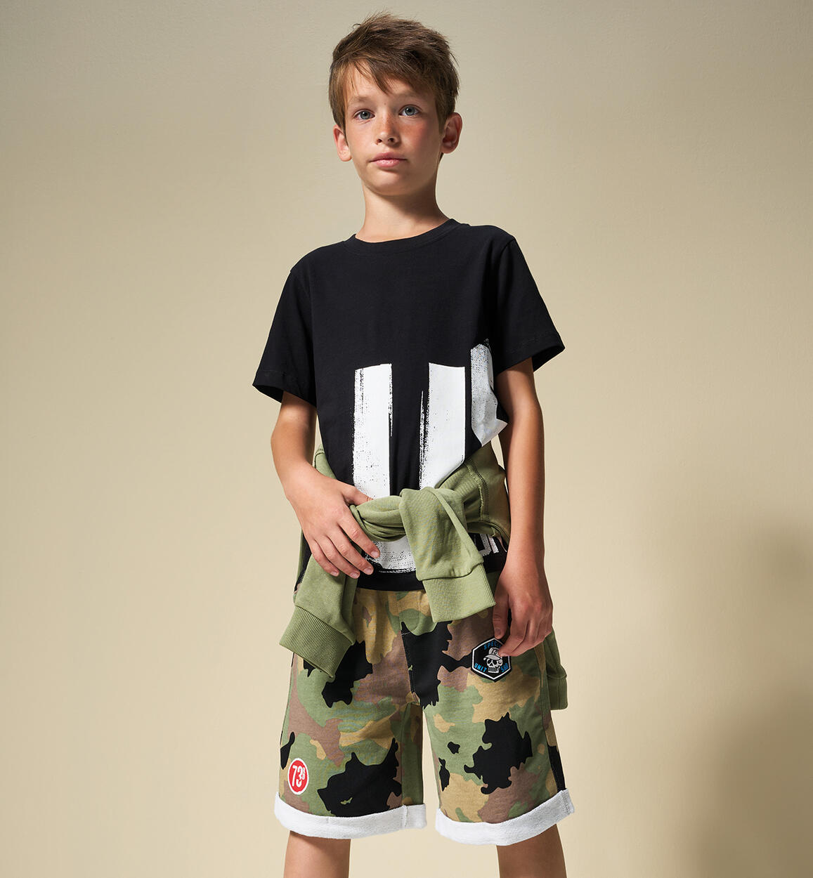 T-Shirt per ragazzo Sarabanda NERO Sarabanda