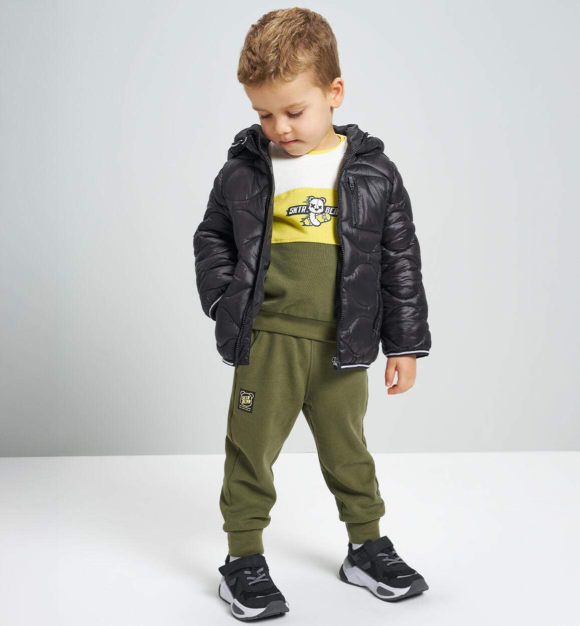 Tuta sportiva da bambino VERDE iDO