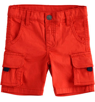 Pantalone corto modello cargo in twill di cotone sarabanda ROSSO-2235
